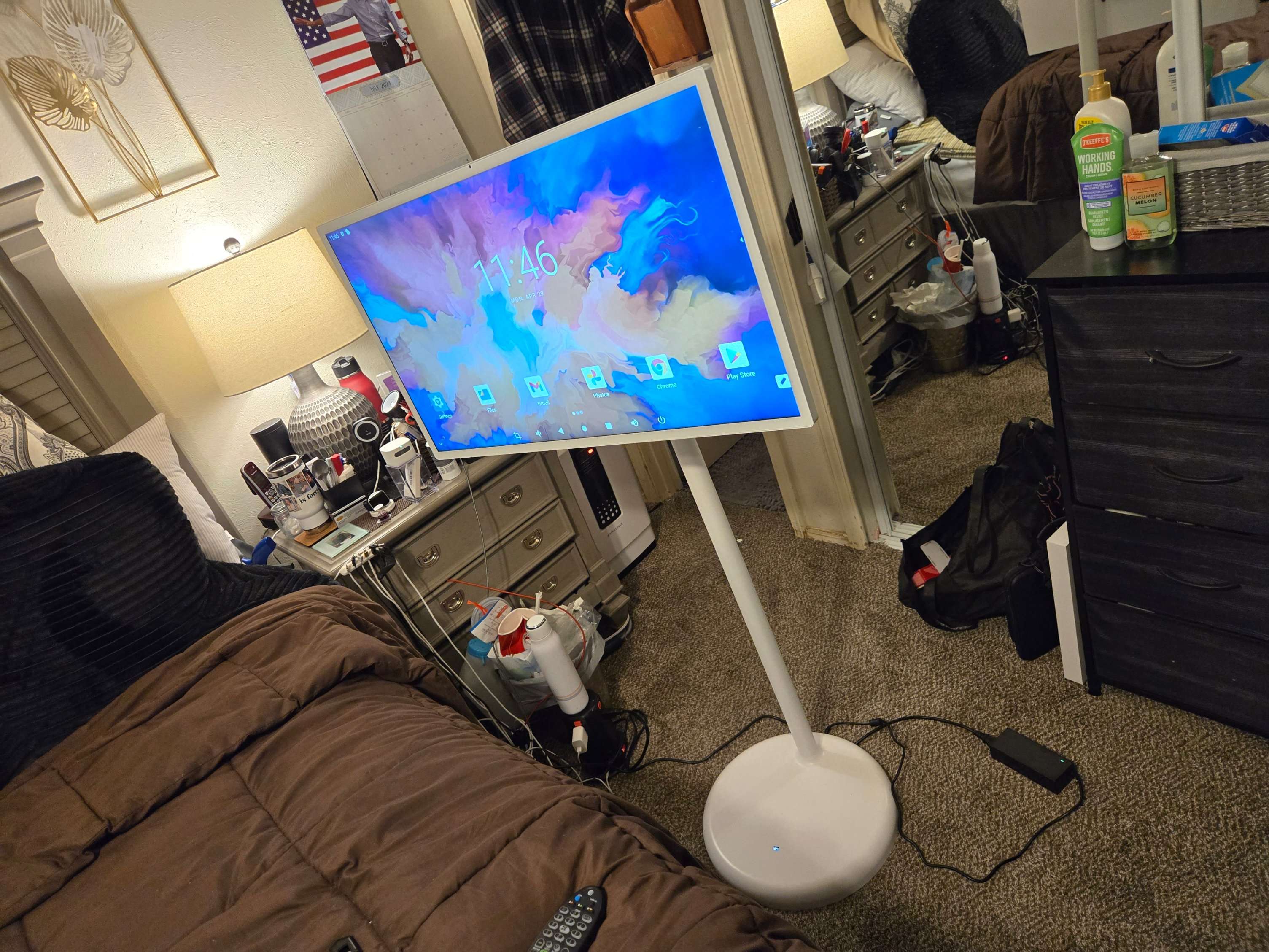 Back of a TV with cables professionally managed and connected by Mount & Fix