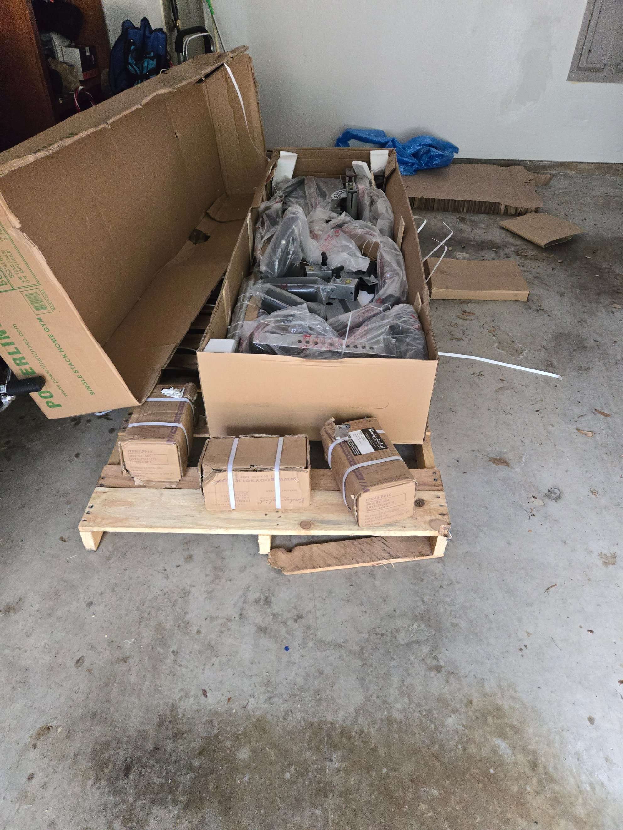 Box for a Horizon Fitness treadmill, ready for assembly by Mount & Fix DFW